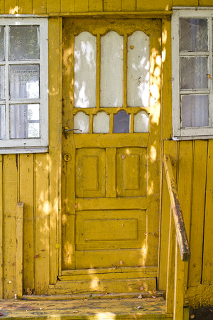 Motol - La porte jaune